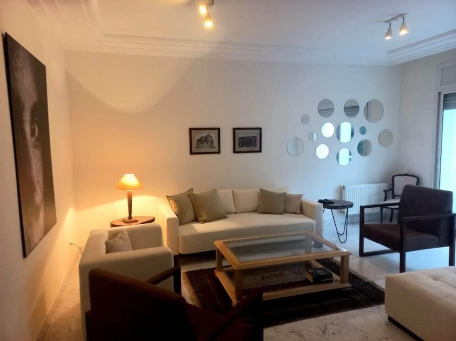 Tres Bel Appartement Idealement Place La Marsa Extérieur photo