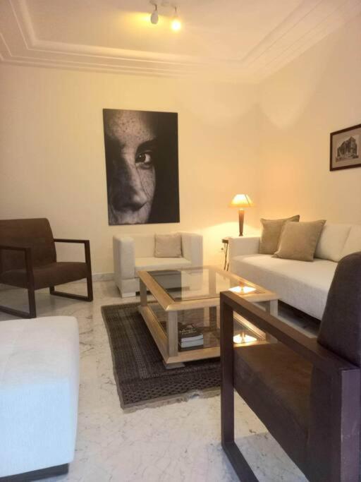Tres Bel Appartement Idealement Place La Marsa Extérieur photo