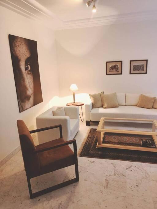 Tres Bel Appartement Idealement Place La Marsa Extérieur photo